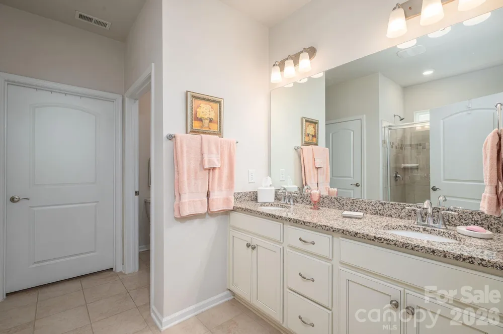 368 Picasso Trail Mount Holly, NC 28120