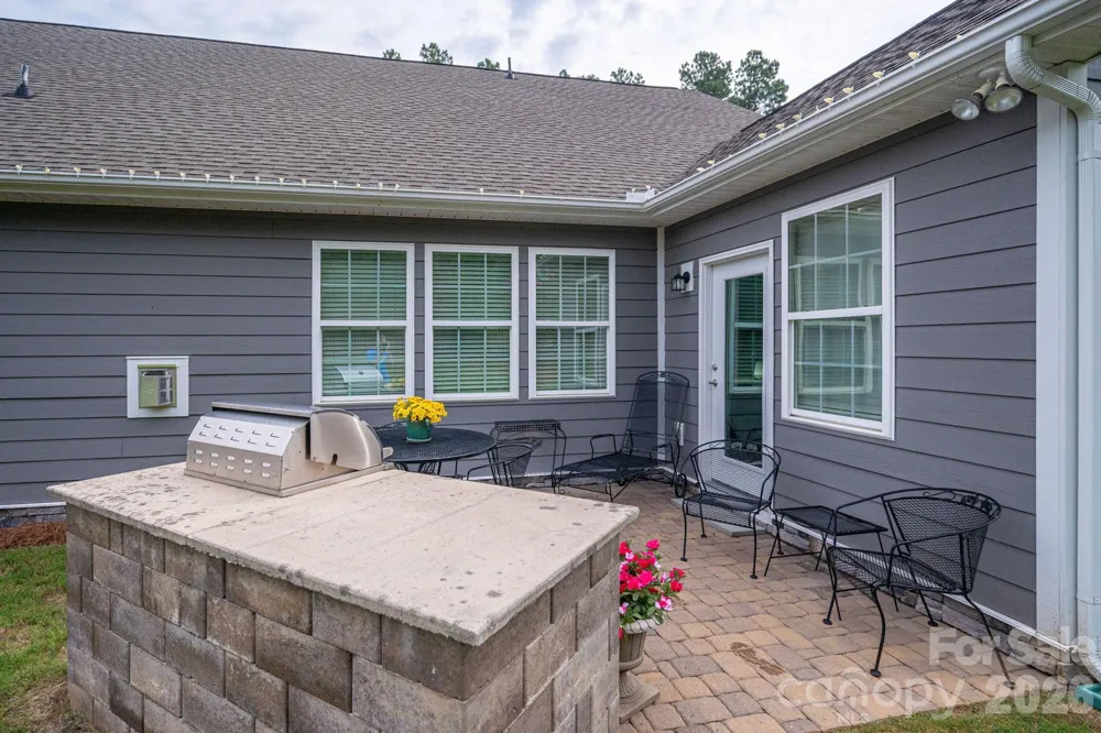 368 Picasso Trail Mount Holly, NC 28120