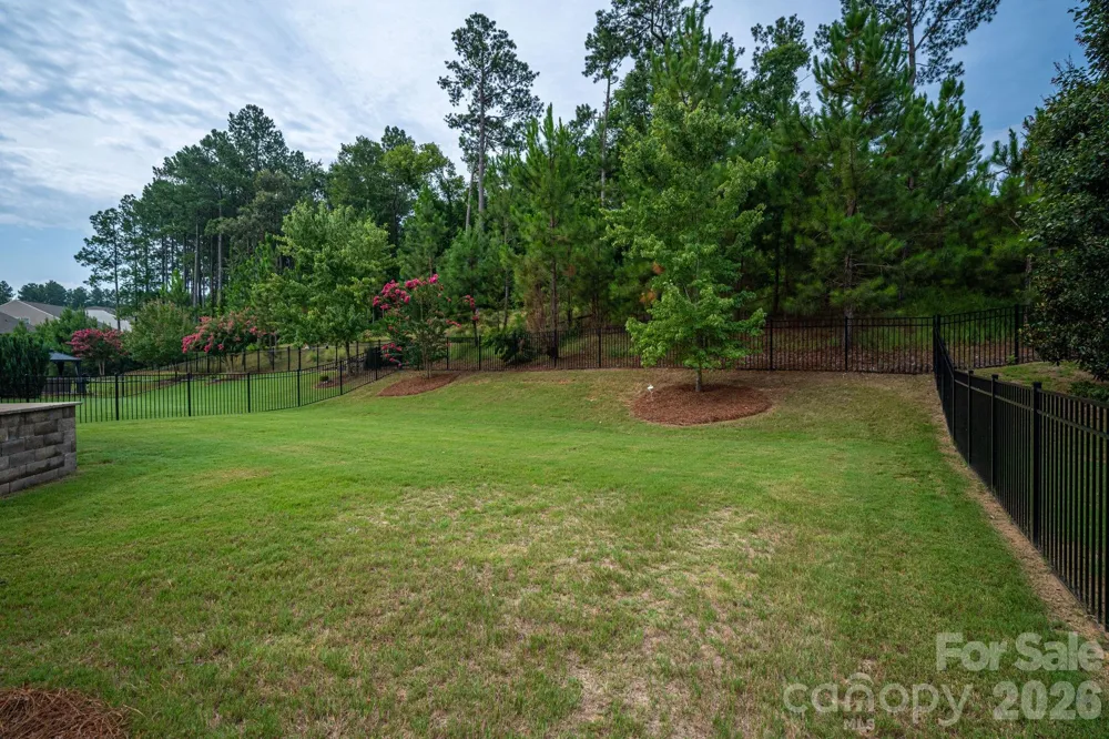 368 Picasso Trail Mount Holly, NC 28120
