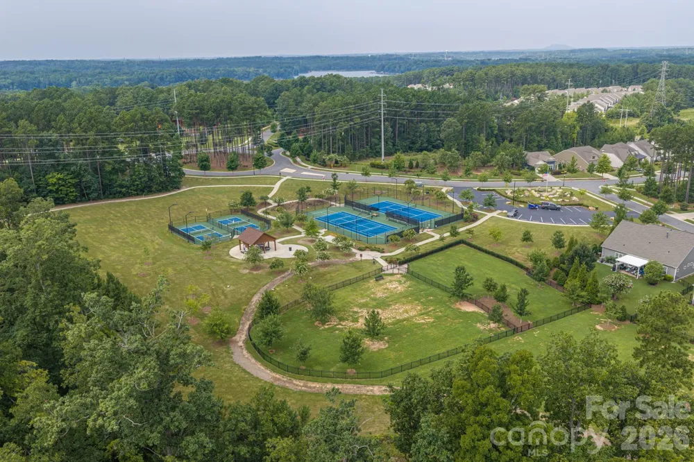 368 Picasso Trail Mount Holly, NC 28120
