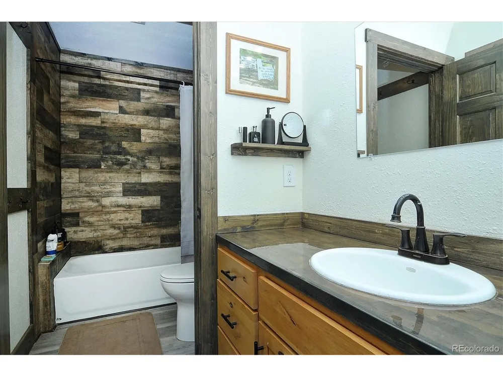 1115 Eagles Gate Road Westcliffe, CO 81252