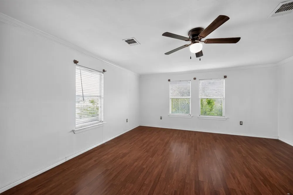 217 County Road 373 Uvalde, TX 78801