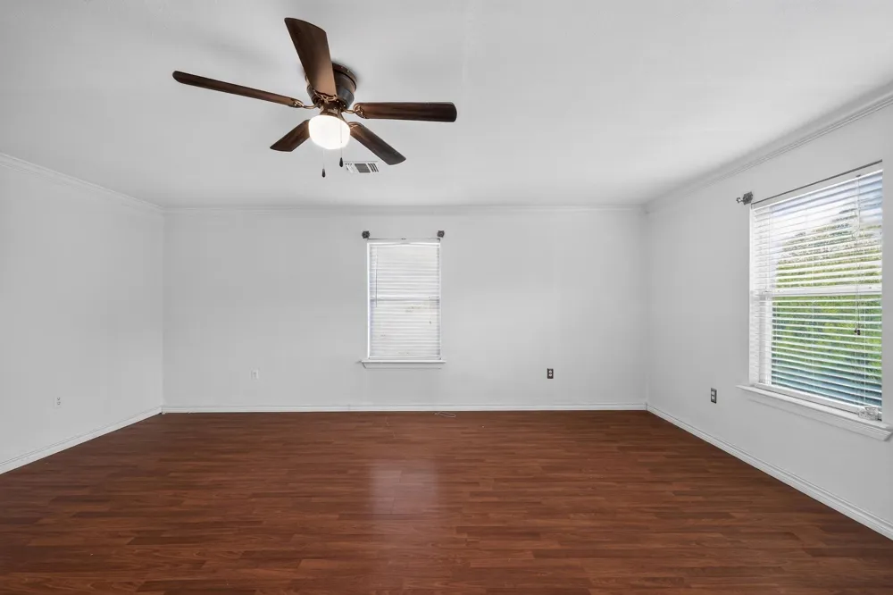 217 County Road 373 Uvalde, TX 78801