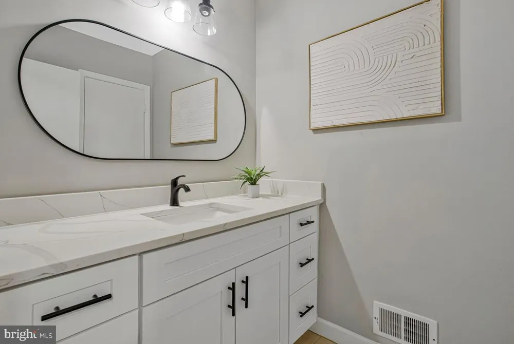 1224 PLEASANT VALLEY DRIVE Baltimore, MD 21228