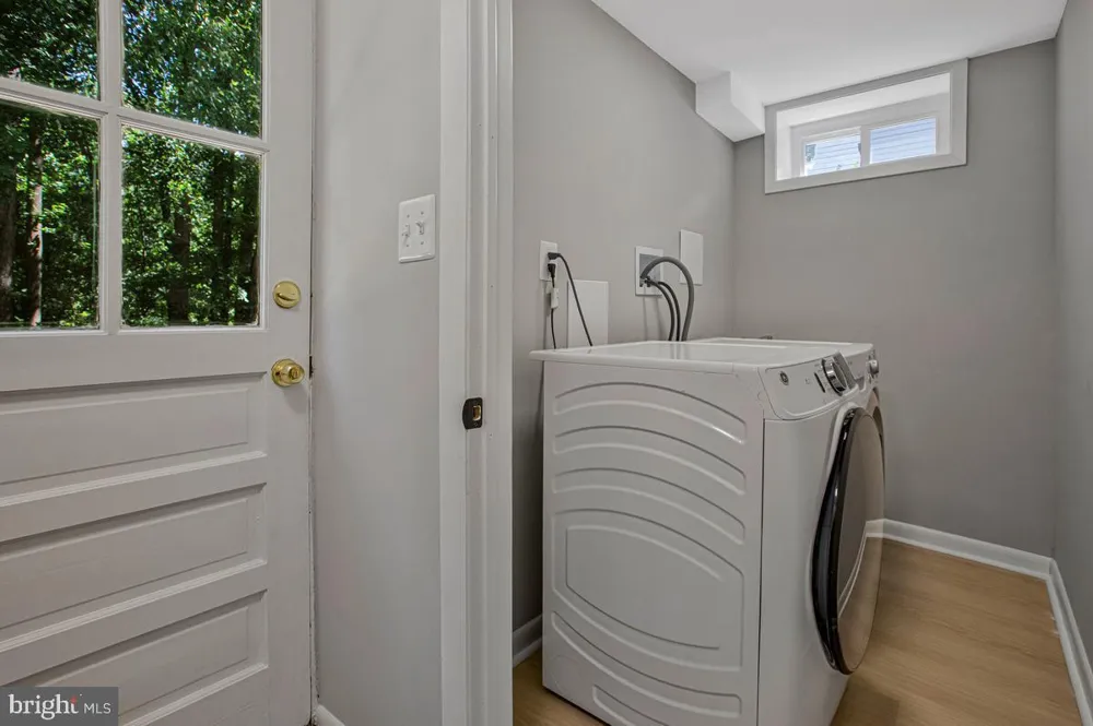 1224 PLEASANT VALLEY DRIVE Baltimore, MD 21228