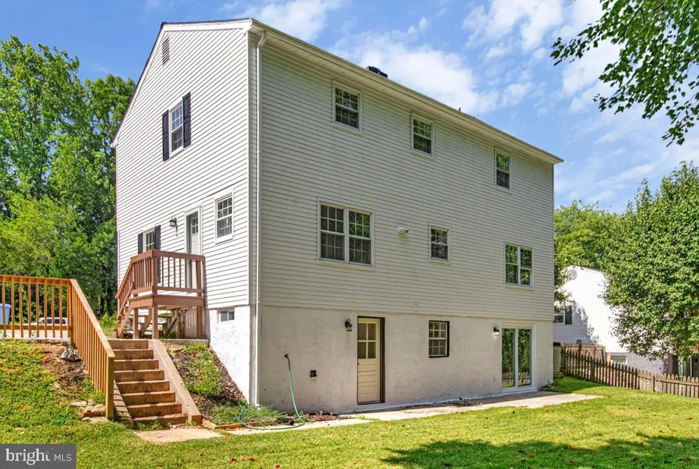 1224 PLEASANT VALLEY DRIVE Baltimore, MD 21228