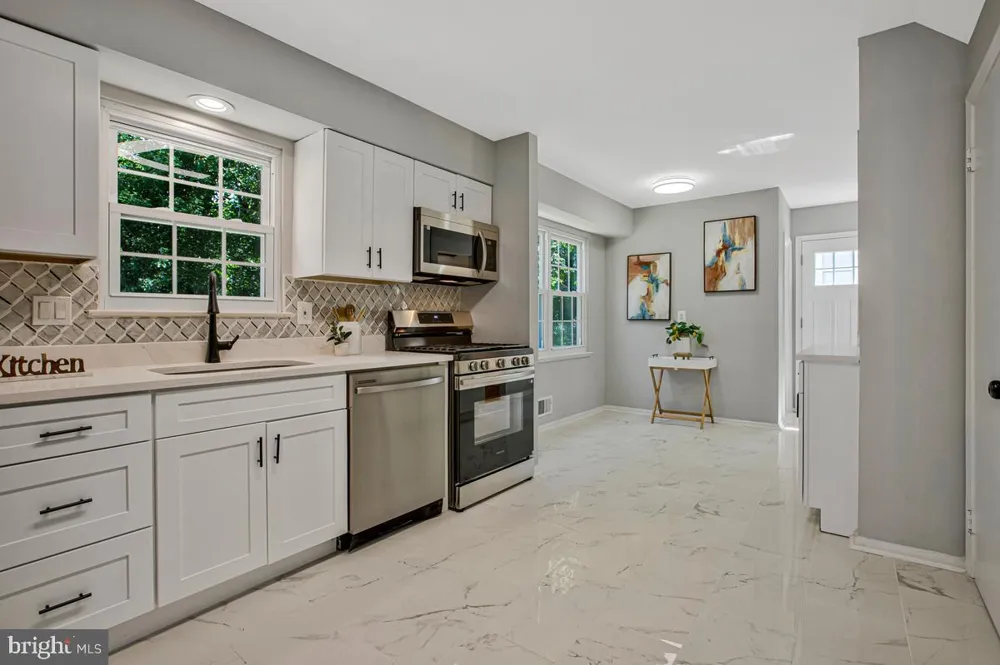1224 PLEASANT VALLEY DRIVE Baltimore, MD 21228