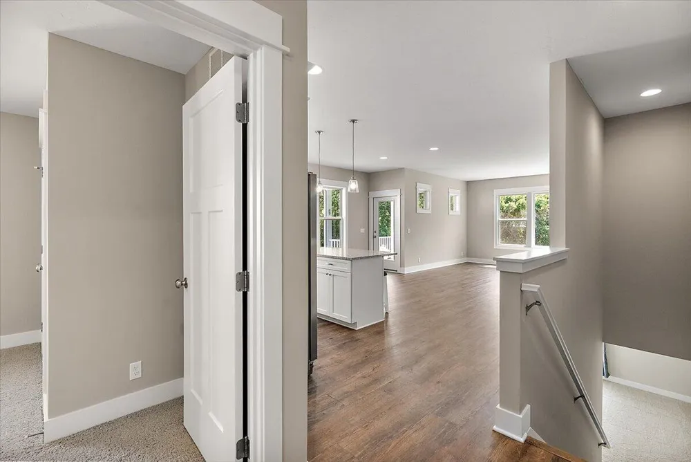 570 Riverbank Circle Zeeland, MI 49464