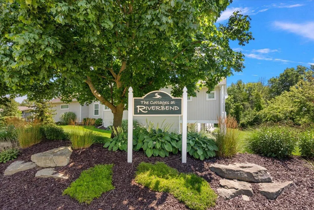 570 Riverbank Circle Zeeland, MI 49464