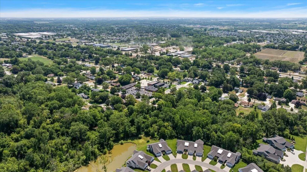570 Riverbank Circle Zeeland, MI 49464