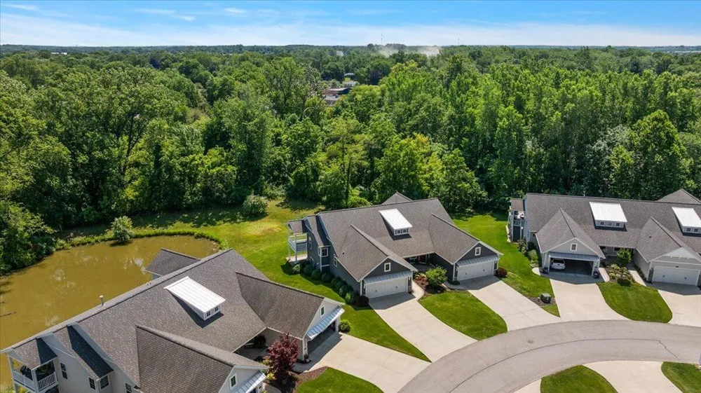570 Riverbank Circle Zeeland, MI 49464