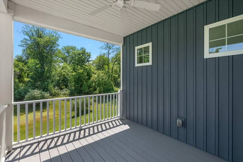 570 Riverbank Circle Zeeland, MI 49464