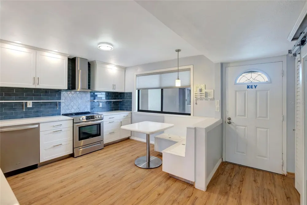 1581 GULF BOULEVARD #302N Clearwater Beach, FL 33767
