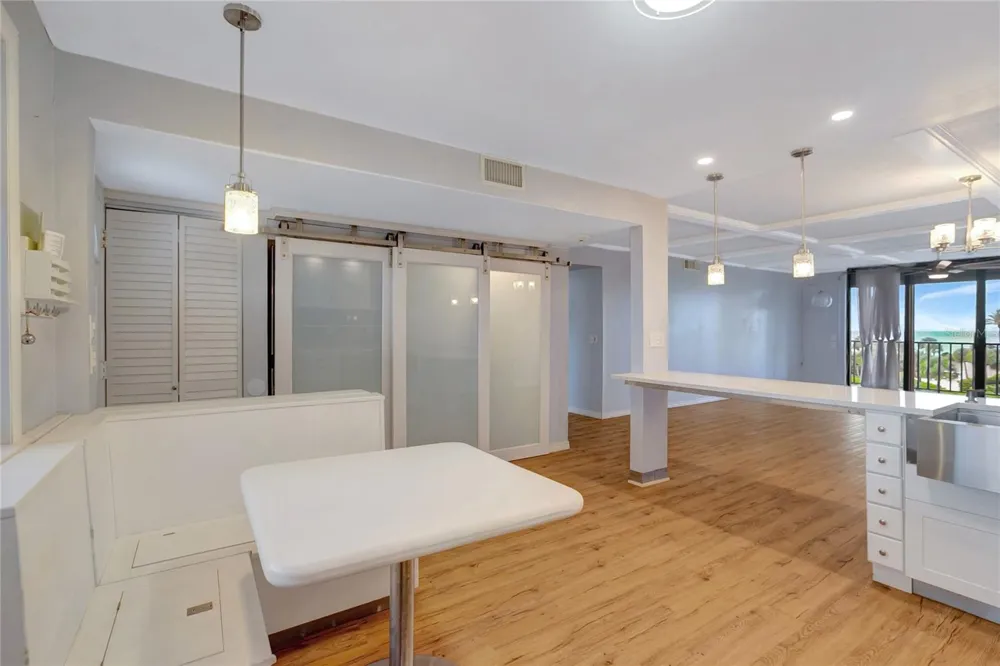 1581 GULF BOULEVARD #302N Clearwater Beach, FL 33767