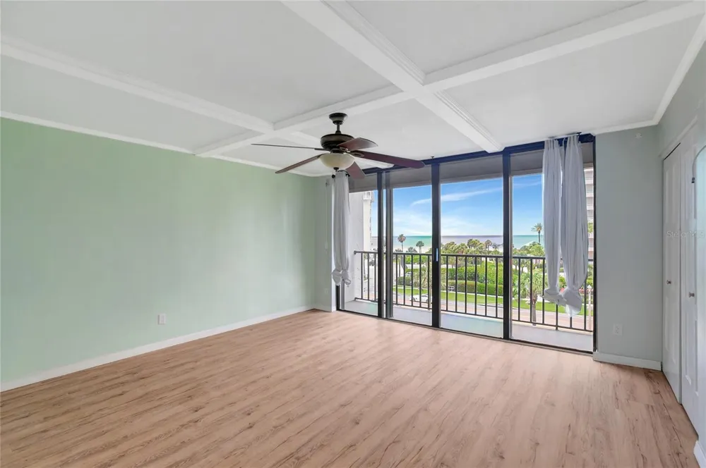 1581 GULF BOULEVARD #302N Clearwater Beach, FL 33767