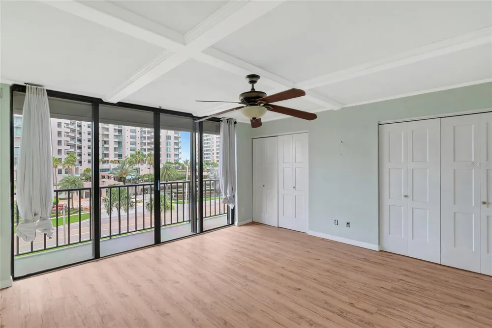 1581 GULF BOULEVARD #302N Clearwater Beach, FL 33767