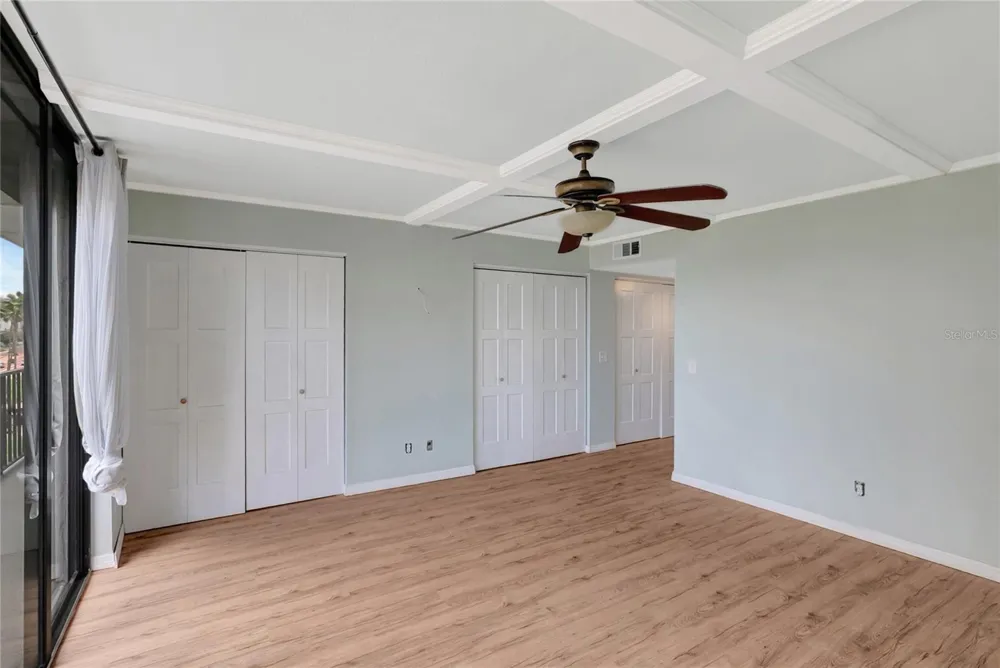 1581 GULF BOULEVARD #302N Clearwater Beach, FL 33767