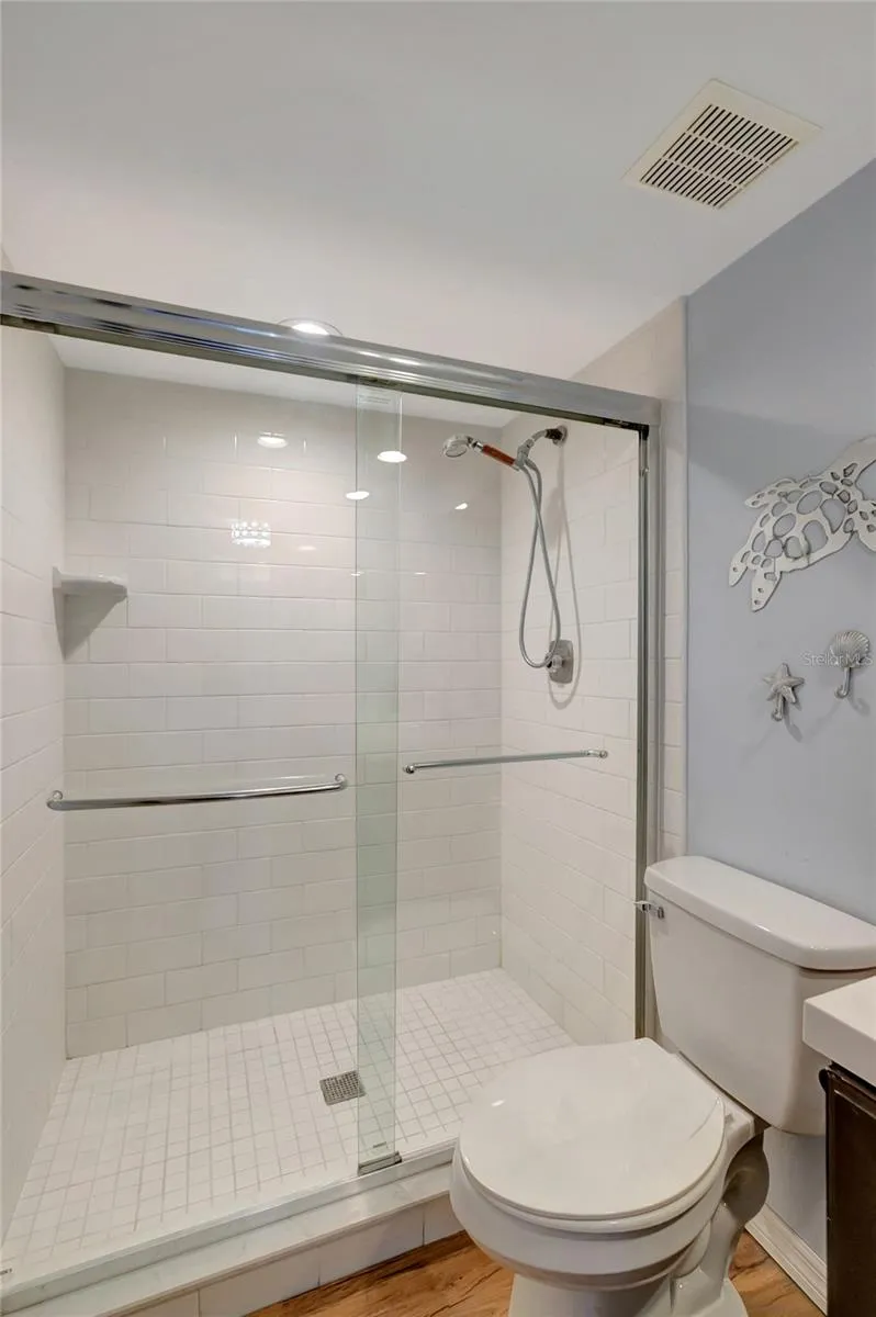 1581 GULF BOULEVARD #302N Clearwater Beach, FL 33767