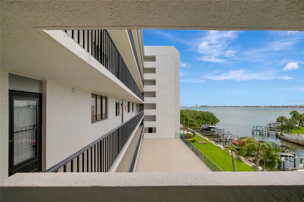 1581 GULF BOULEVARD #302N Clearwater Beach, FL 33767