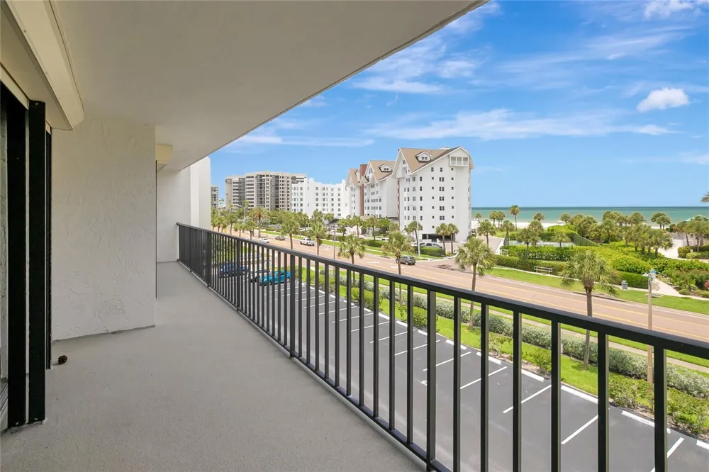 1581 GULF BOULEVARD #302N Clearwater Beach, FL 33767