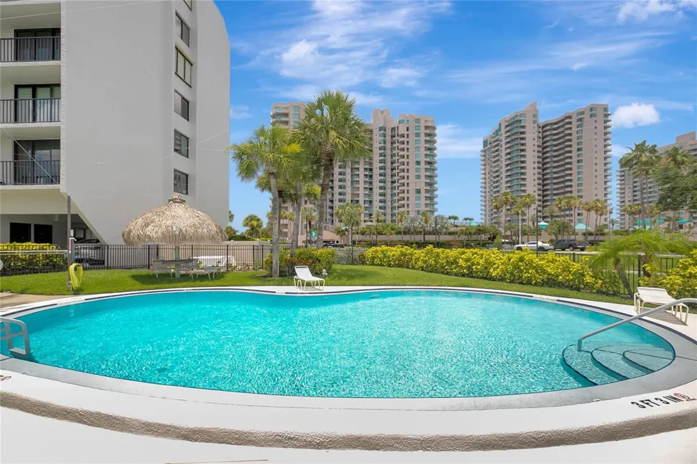 1581 GULF BOULEVARD #302N Clearwater Beach, FL 33767