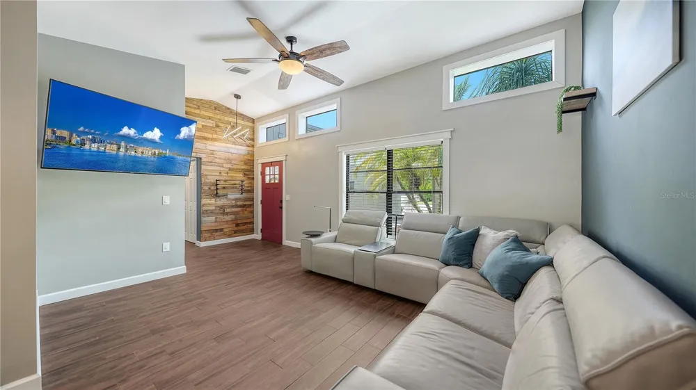 1551 GEORGETOWNE LANE Sarasota, FL 34232