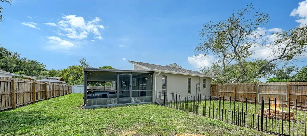1551 GEORGETOWNE LANE Sarasota, FL 34232