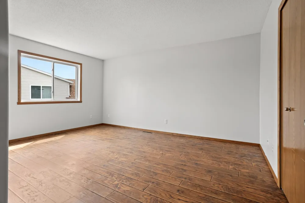 1860 Huntington Lane West Fargo, ND 58078