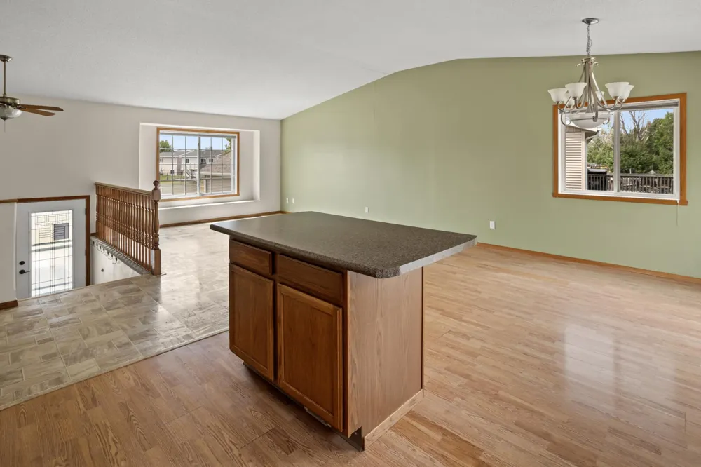 1860 Huntington Lane West Fargo, ND 58078