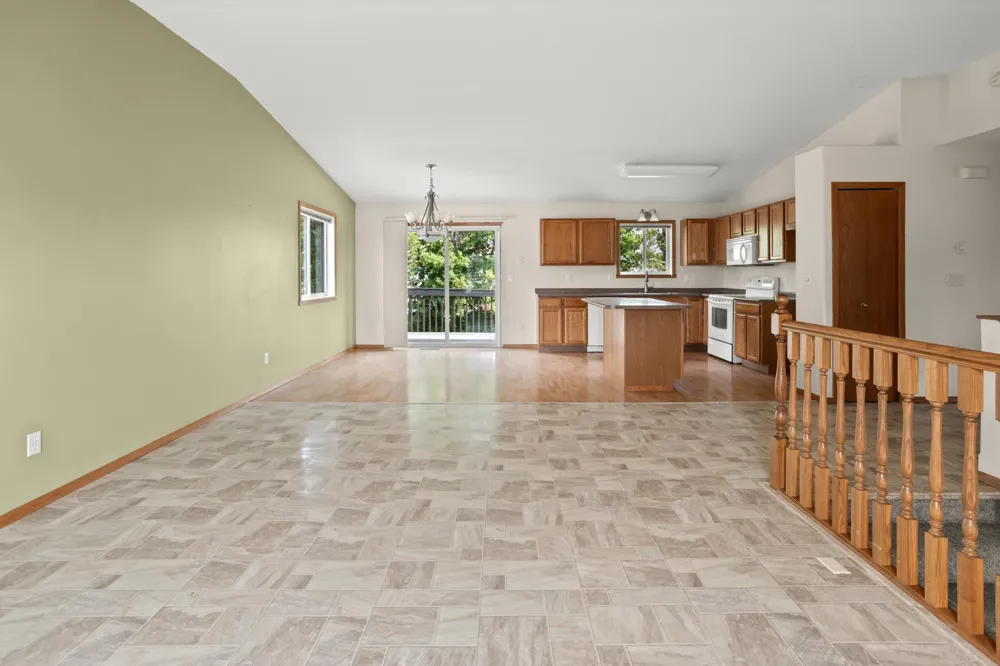 1860 Huntington Lane West Fargo, ND 58078