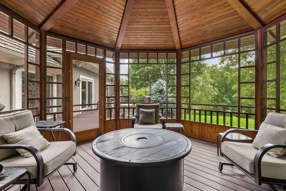 475 Highcroft Road Wayzata, MN 55391