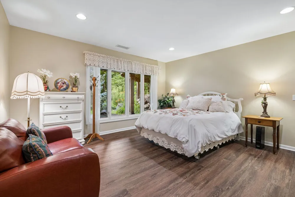 475 Highcroft Road Wayzata, MN 55391