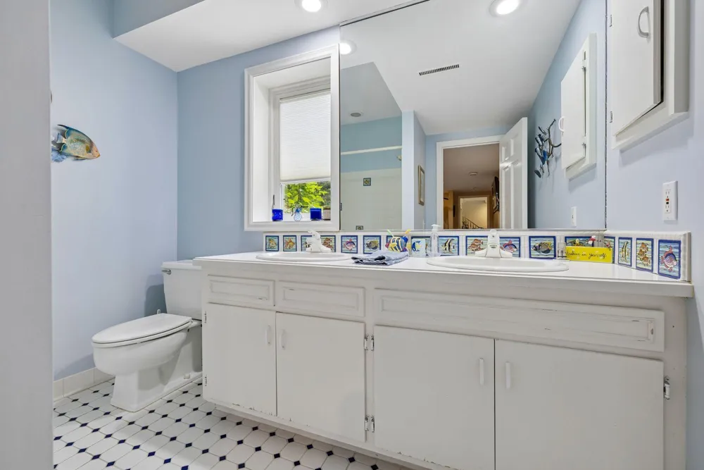 475 Highcroft Road Wayzata, MN 55391