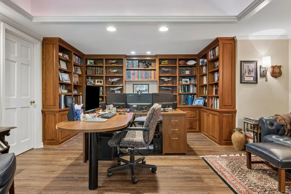 475 Highcroft Road Wayzata, MN 55391