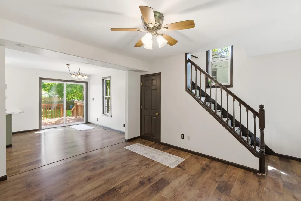 1035 E Main Street Mankato, MN 56001
