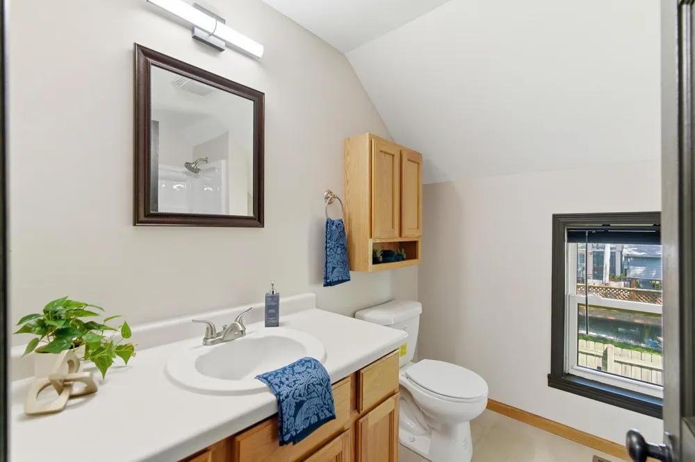 1035 E Main Street Mankato, MN 56001