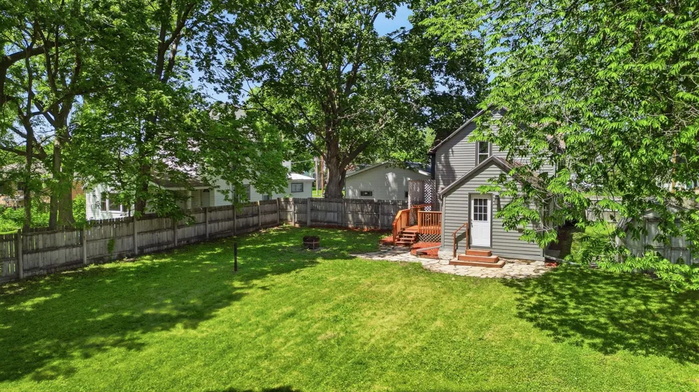1035 E Main Street Mankato, MN 56001