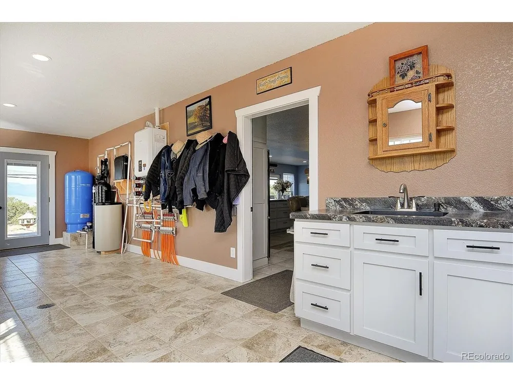 800 Wet Mountain Trail Westcliffe, CO 81252