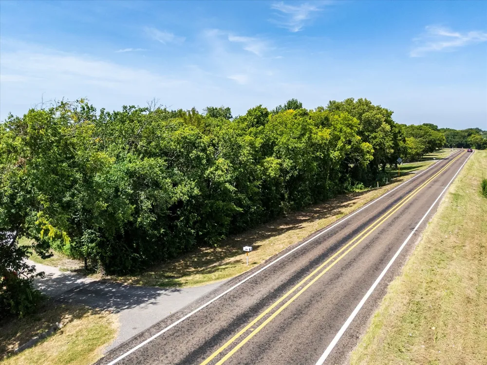 976 Fm 2194 Farmersville, TX 75442