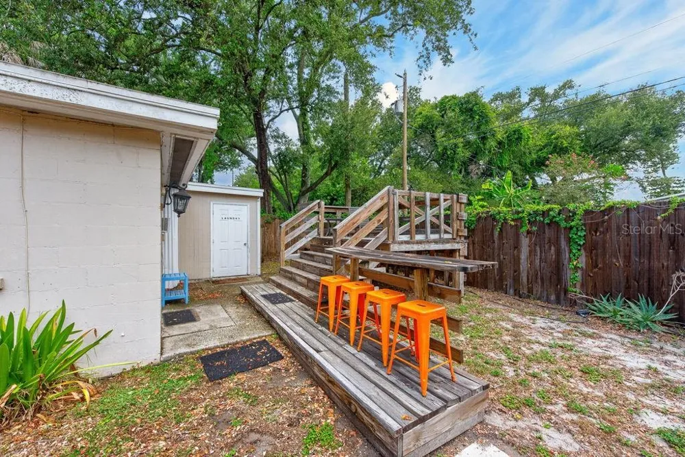 610 1ST AVENUE NE Largo, FL 33770