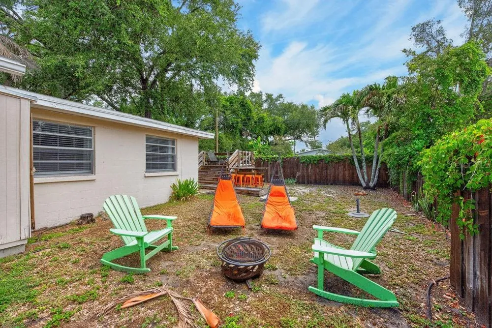610 1ST AVENUE NE Largo, FL 33770