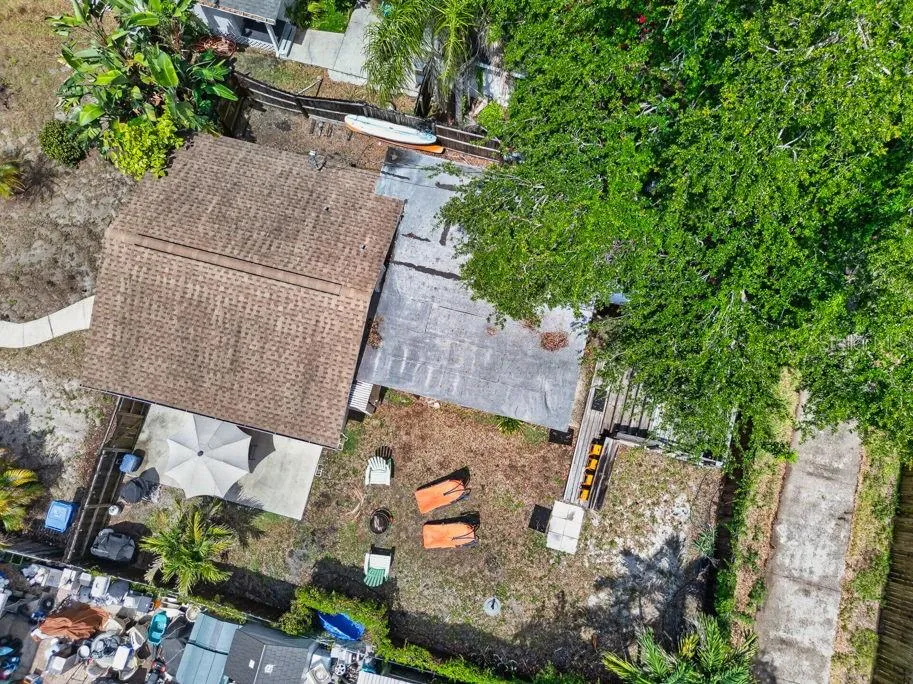 610 1ST AVENUE NE Largo, FL 33770