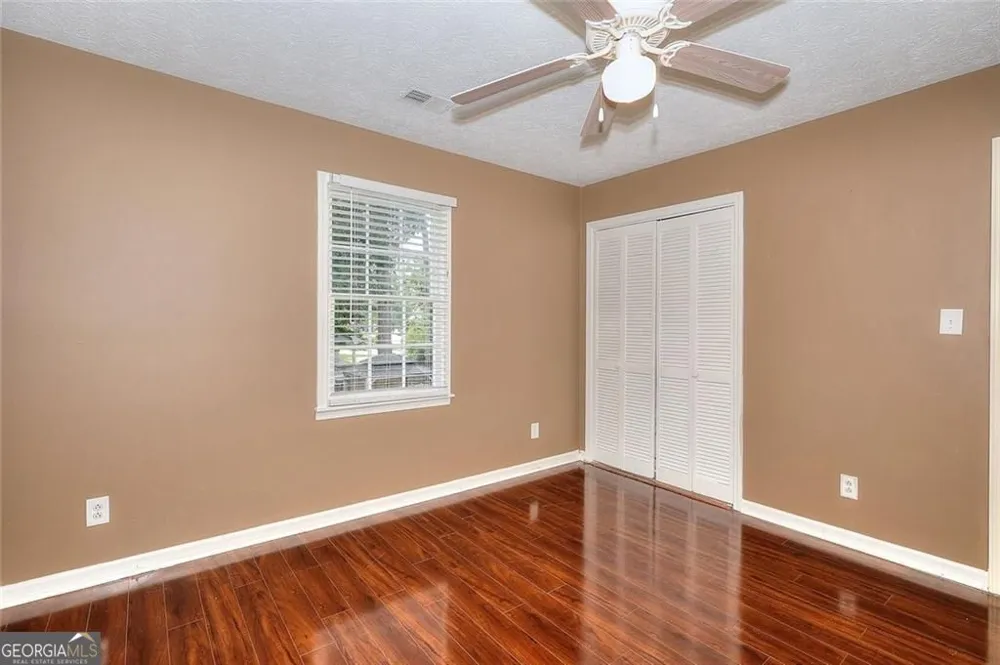 4976 Mystere CIR SW Lilburn, GA 30047