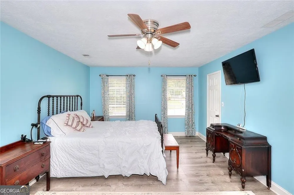 4976 Mystere CIR SW Lilburn, GA 30047
