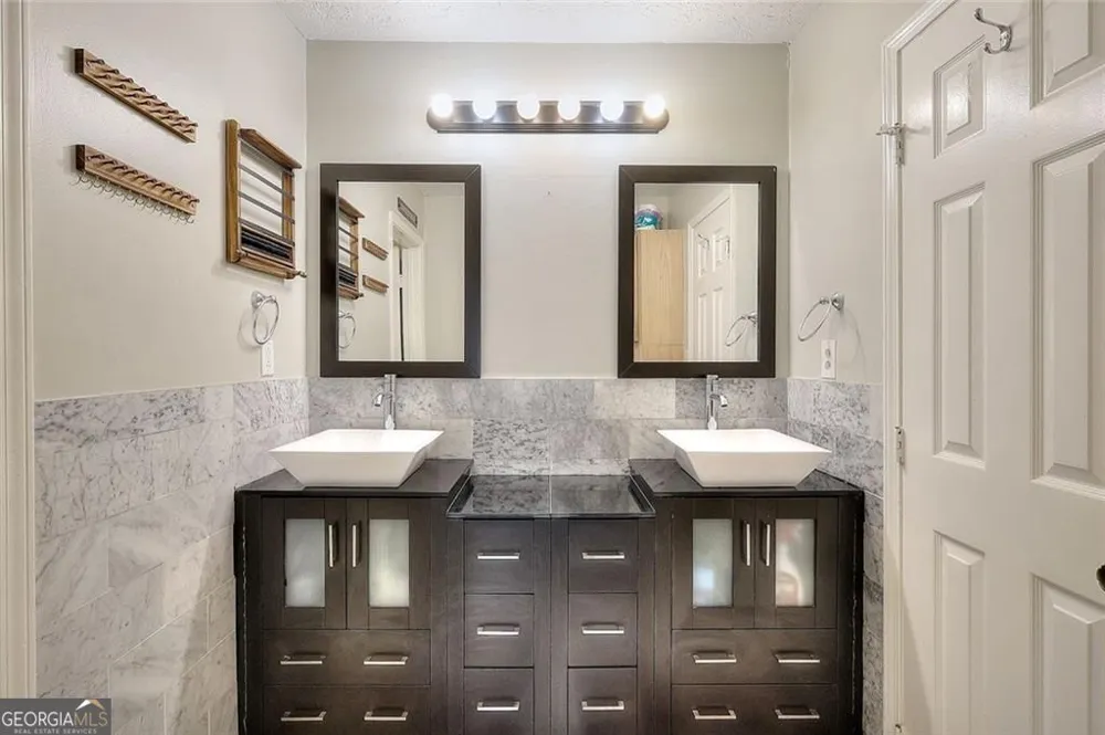 4976 Mystere CIR SW Lilburn, GA 30047