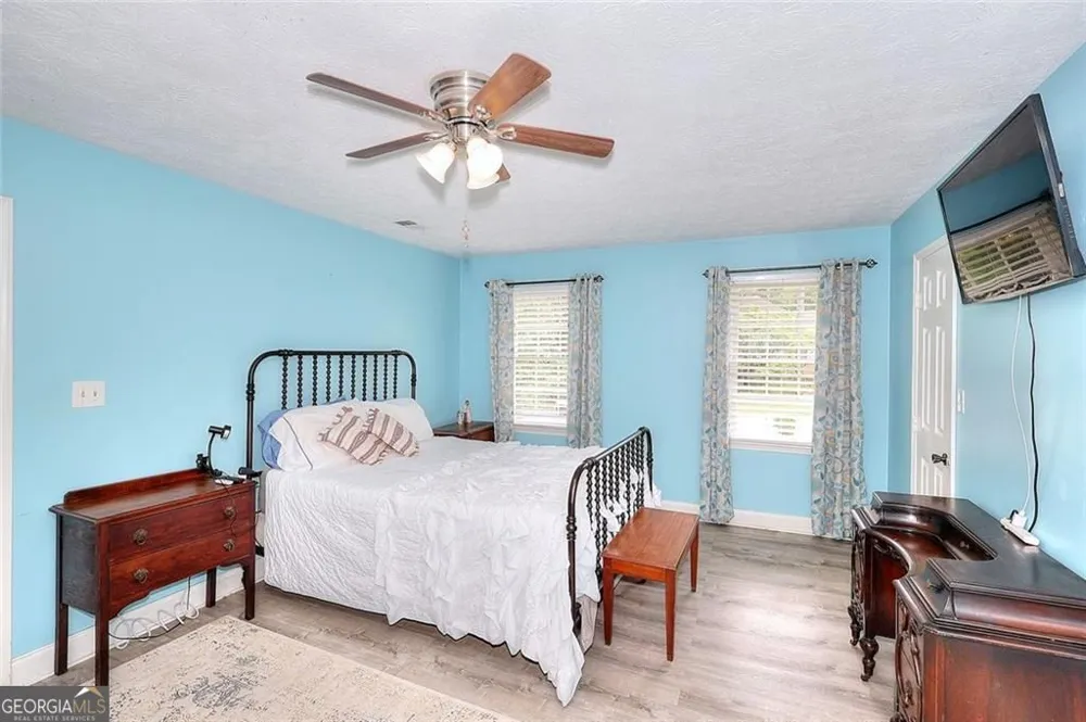 4976 Mystere CIR SW Lilburn, GA 30047