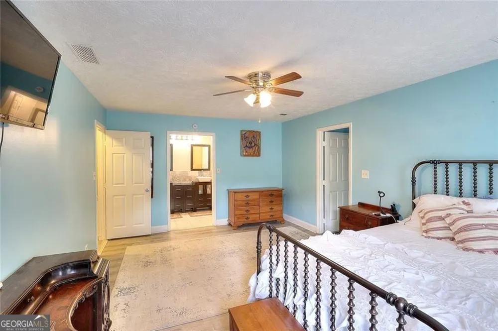 4976 Mystere CIR SW Lilburn, GA 30047