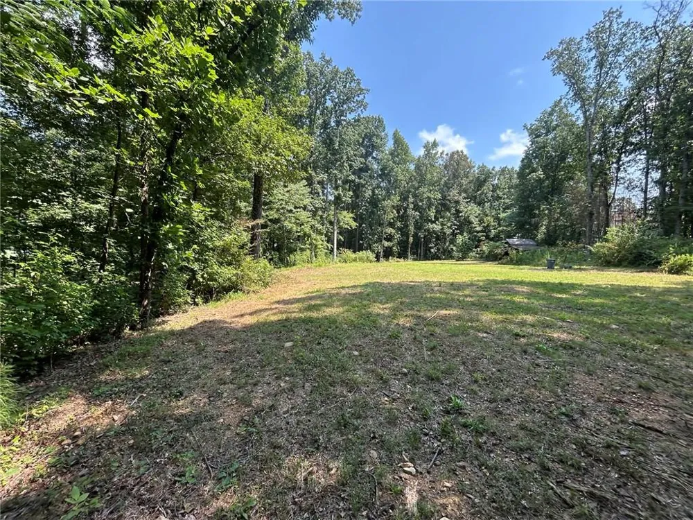 38 Stamp Creek Road NE White, GA 30184