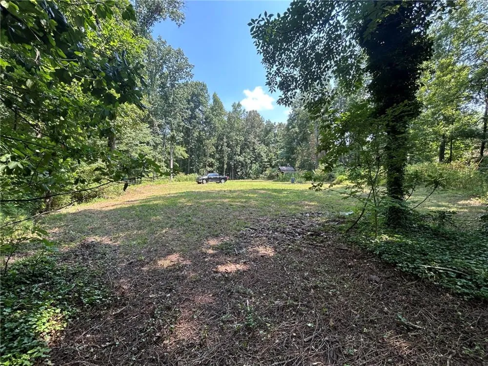 38 Stamp Creek Road NE White, GA 30184