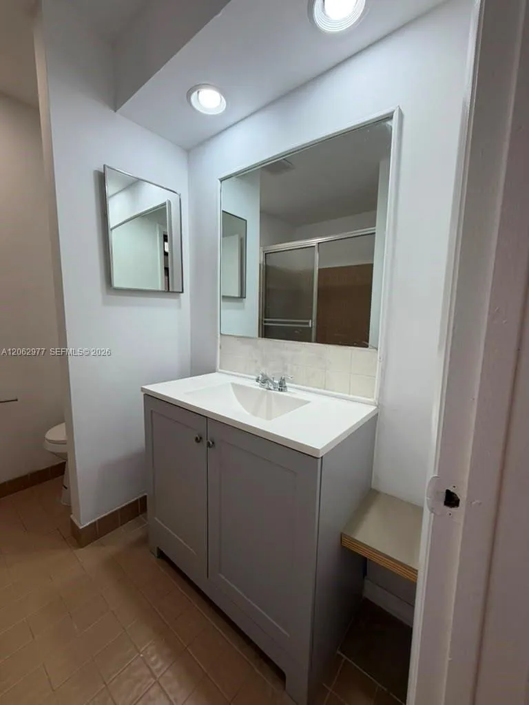 4045 SW 68th Way #5-I Miramar, FL 33023